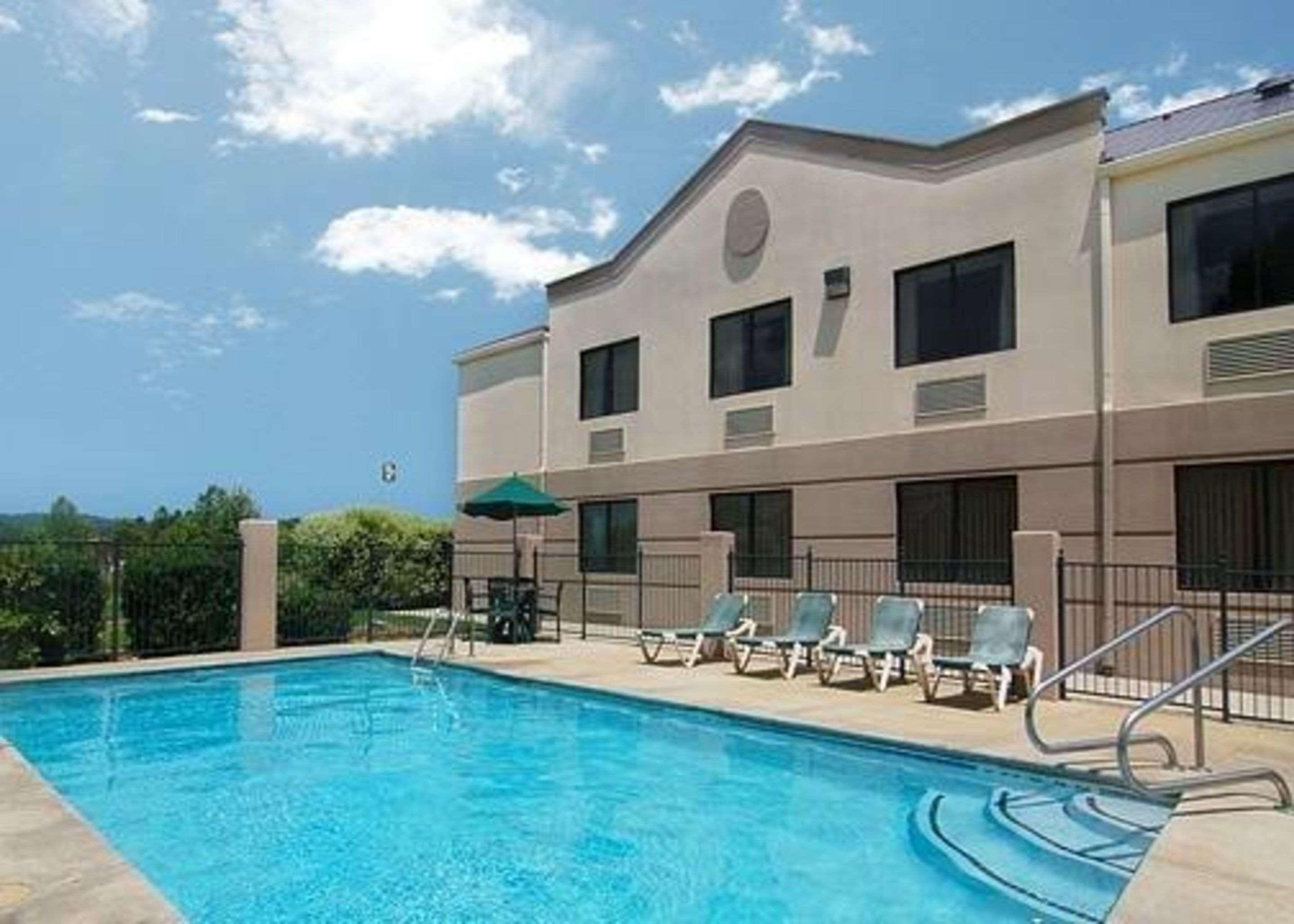 Comfort Inn&Suites Leeds I-20 Eksteriør bilde